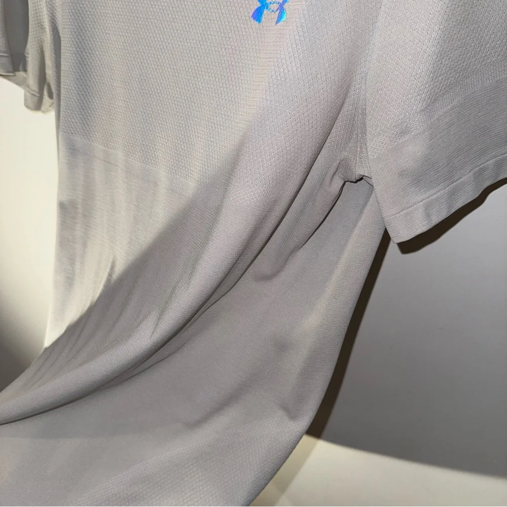Under Armour Size MD Rush Seamless SS Tee - Picture 5 of 9